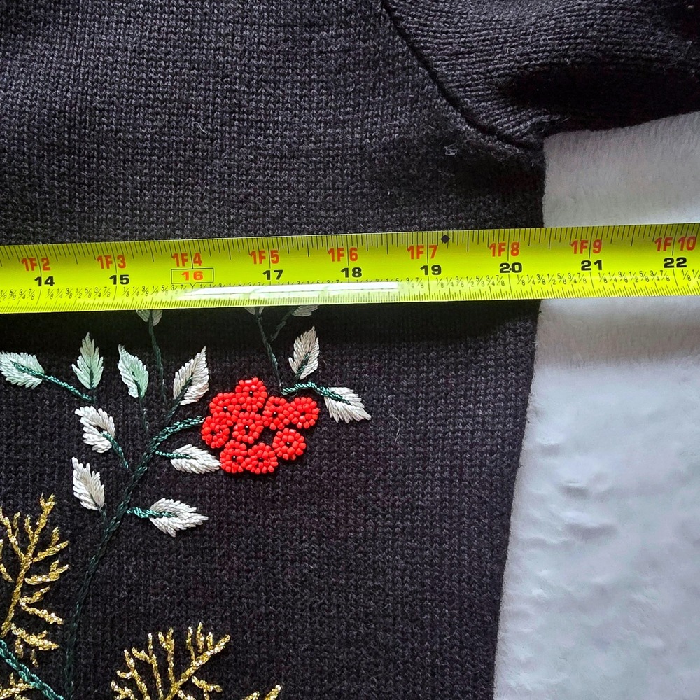 Storybook Knits Black Beaded Floral Cardigan Sweater Coat Faux Fur Trim Medium - Picture 12 of 16